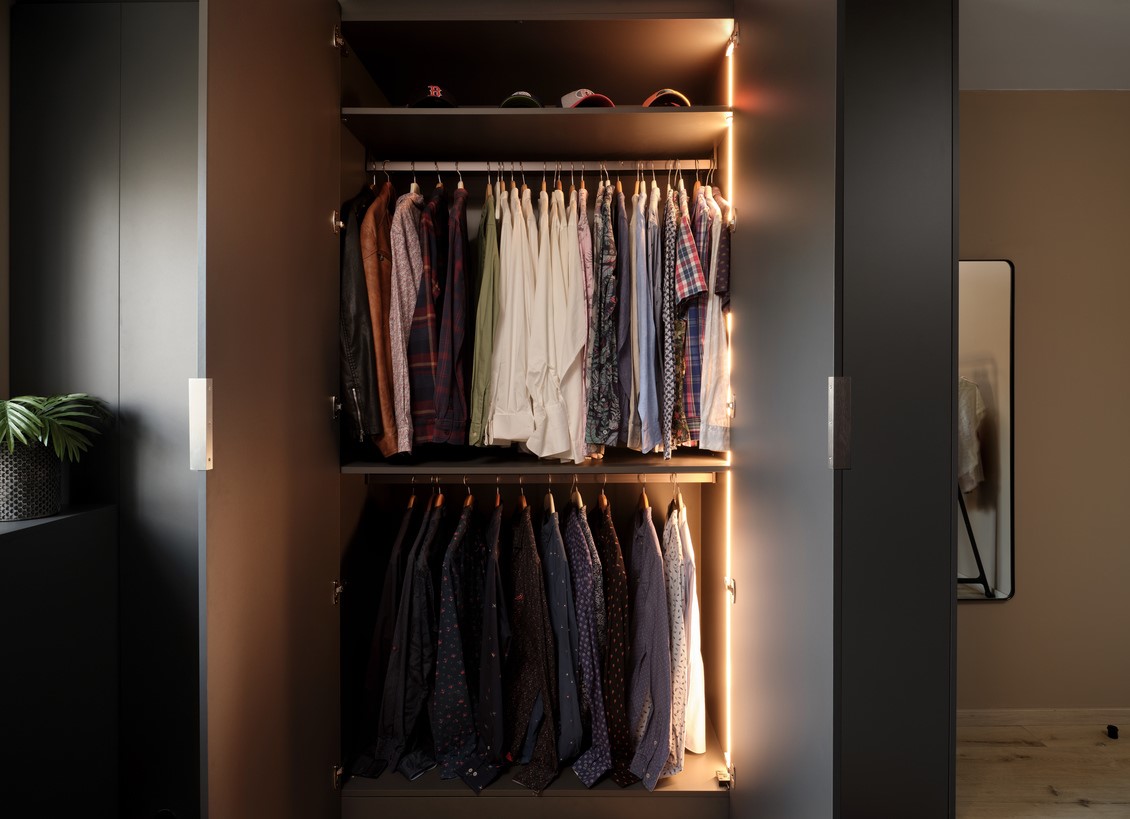 Optimisez votre routine matinale avec une armoire dressing organisée -  Mobibam